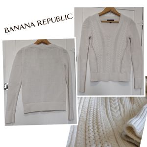 Banana Republic white cable knit sweater